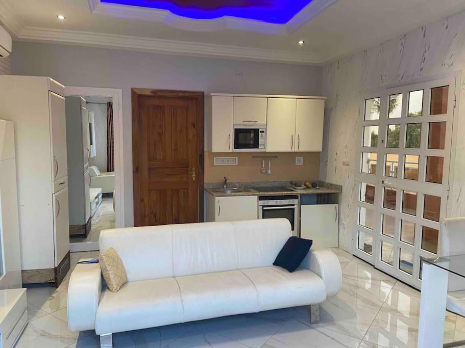 Appartement Altona Ломе Экстерьер фото